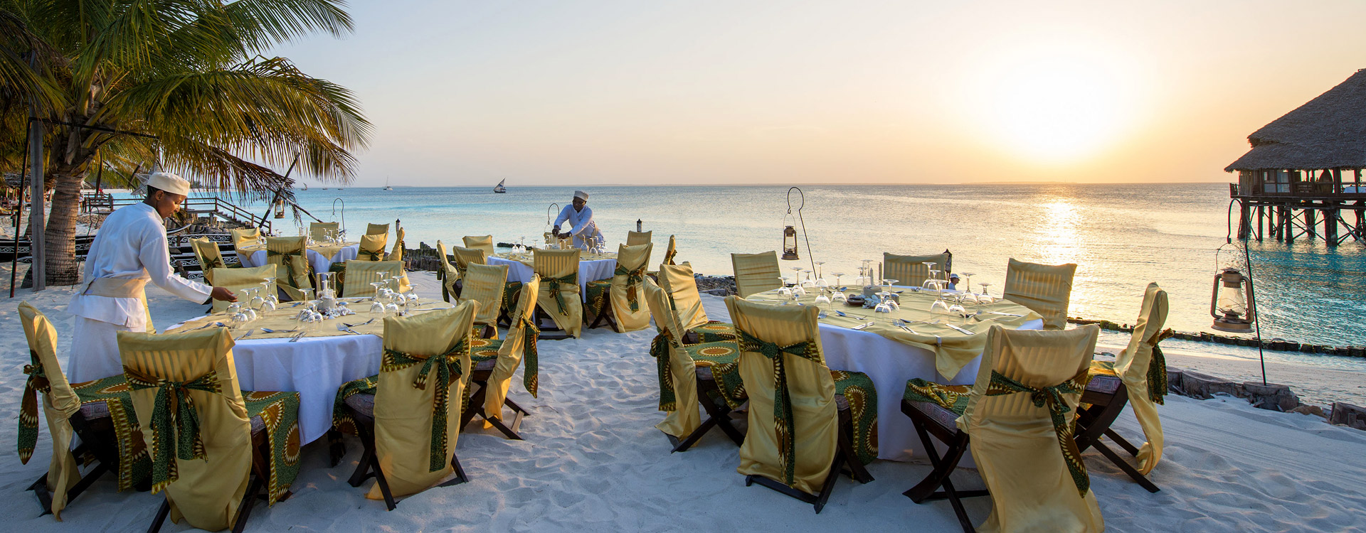 13 Days Tanzania Luxury Safari - Wildebeest Migration & Zanzibar Beach Holiday